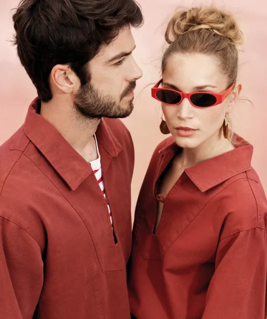 K561 - Marinejas Brick Red