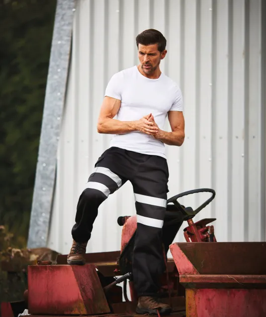 YHV016T - Joggingbroek Black
