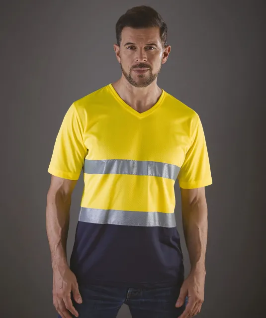 YHVJ910 - Top Cool - Hi-Vis T-shirt V-hals Hi Vis Yellow