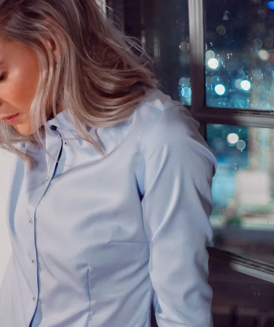 Red Bow 122  Hemd Dames Wit