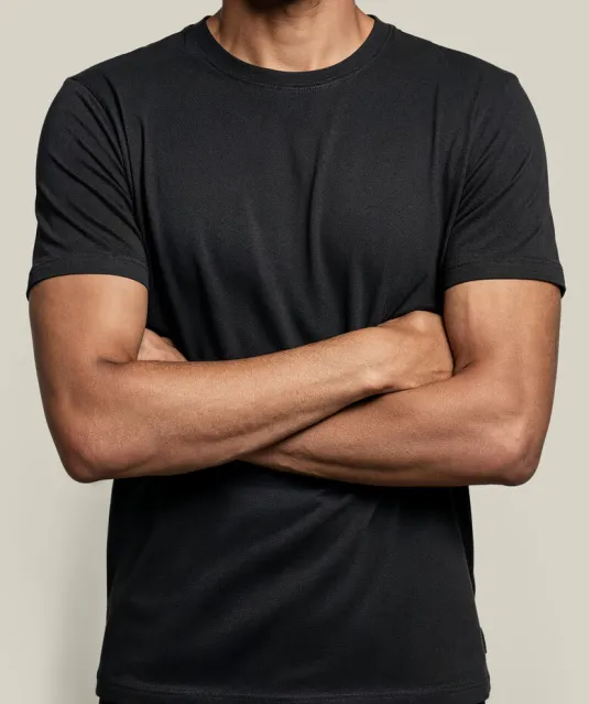 UM T-Shirt (OCS)  Regular Fit Unisex Zwart